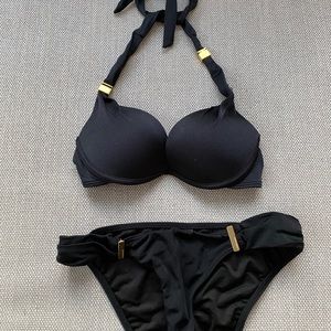 Victoria’s Secret Bikini Set